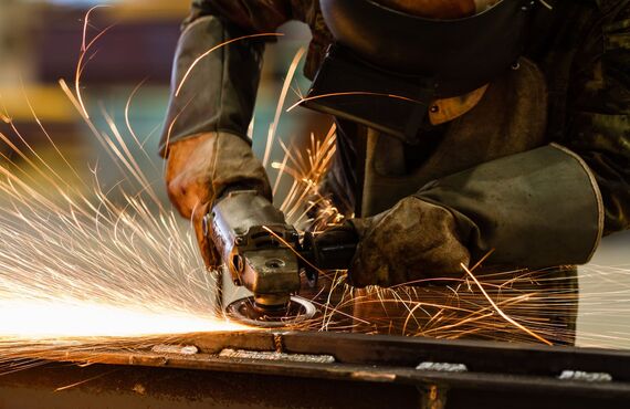  製品の小ロットでの発注にも柔軟に対応いたします| 拠点を置く滋賀で評価が高い鉄工所・LIM重工